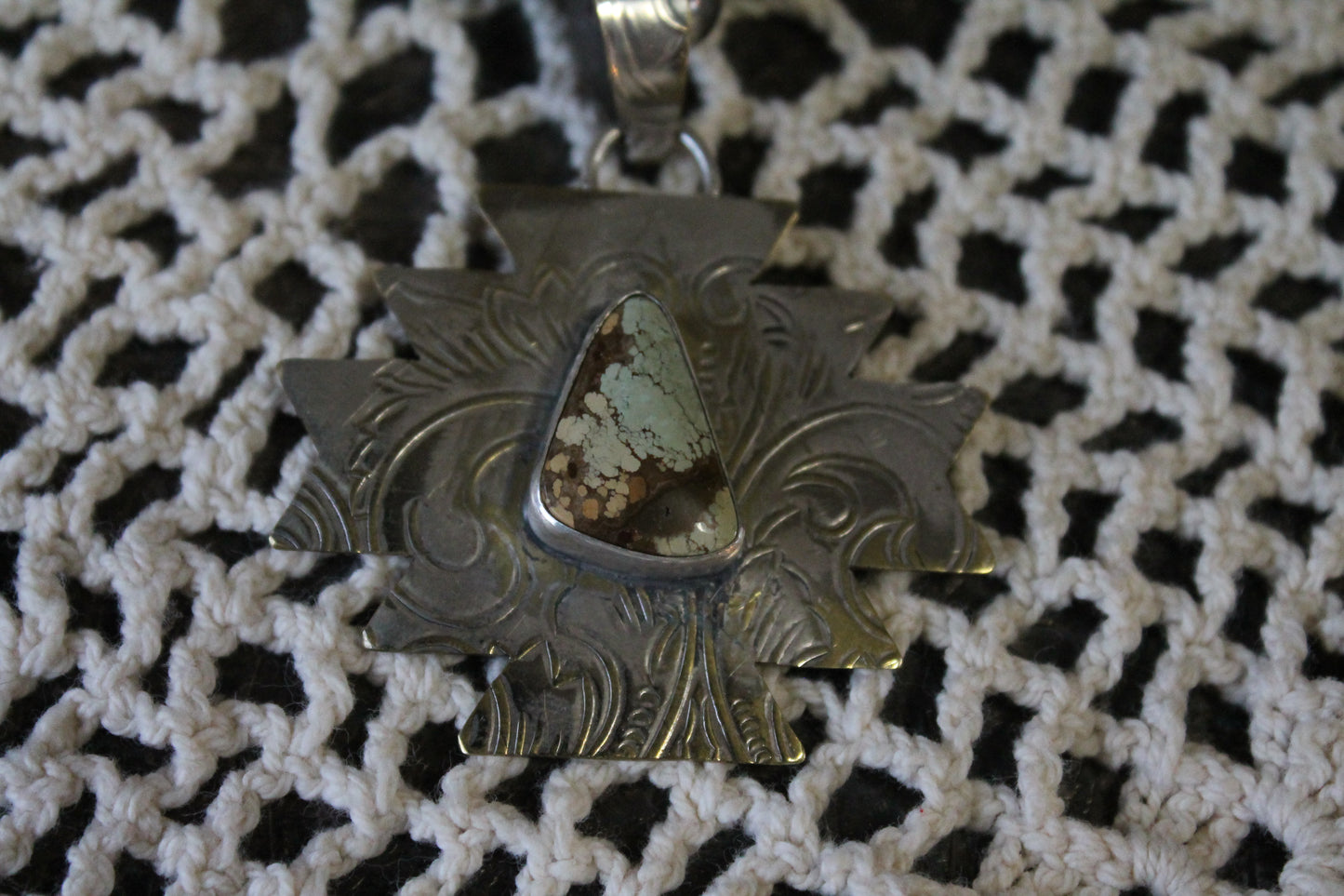 The Sloane Pendant