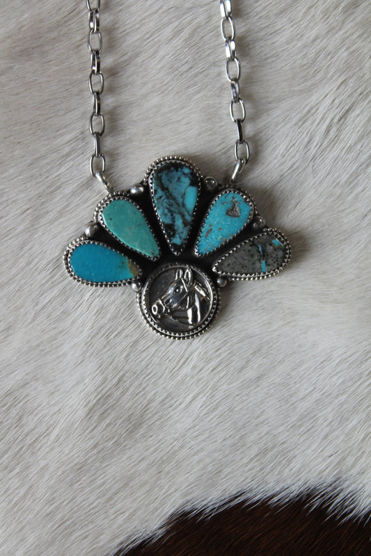 The Birdie Necklace